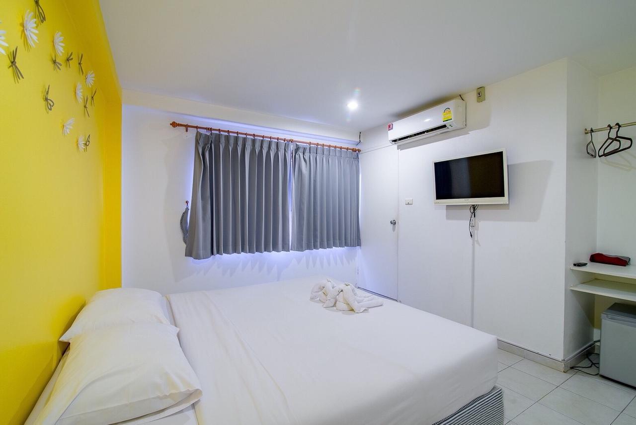 Blue Moon Hotel Хуа Хин Экстерьер фото